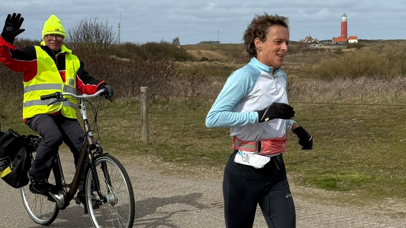 Leonie Ton weer tweede bij 120 kilometer van Texel