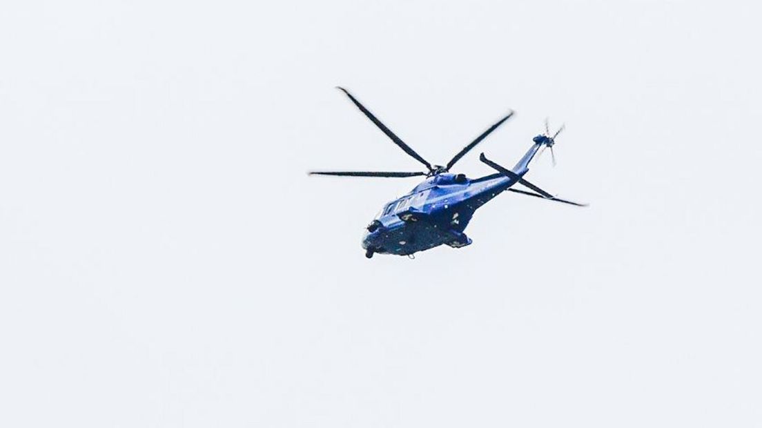 Helikopter cirkelt boven Stad, maar waarom? RTV Noord