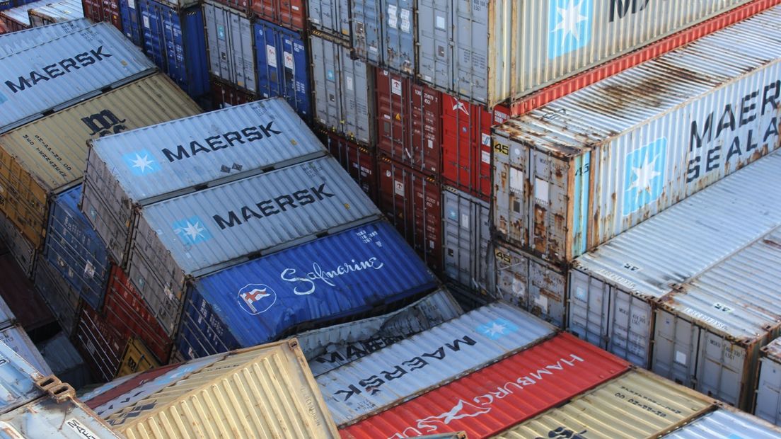De containers op de MSC Zoe vielen om als dominostenen
