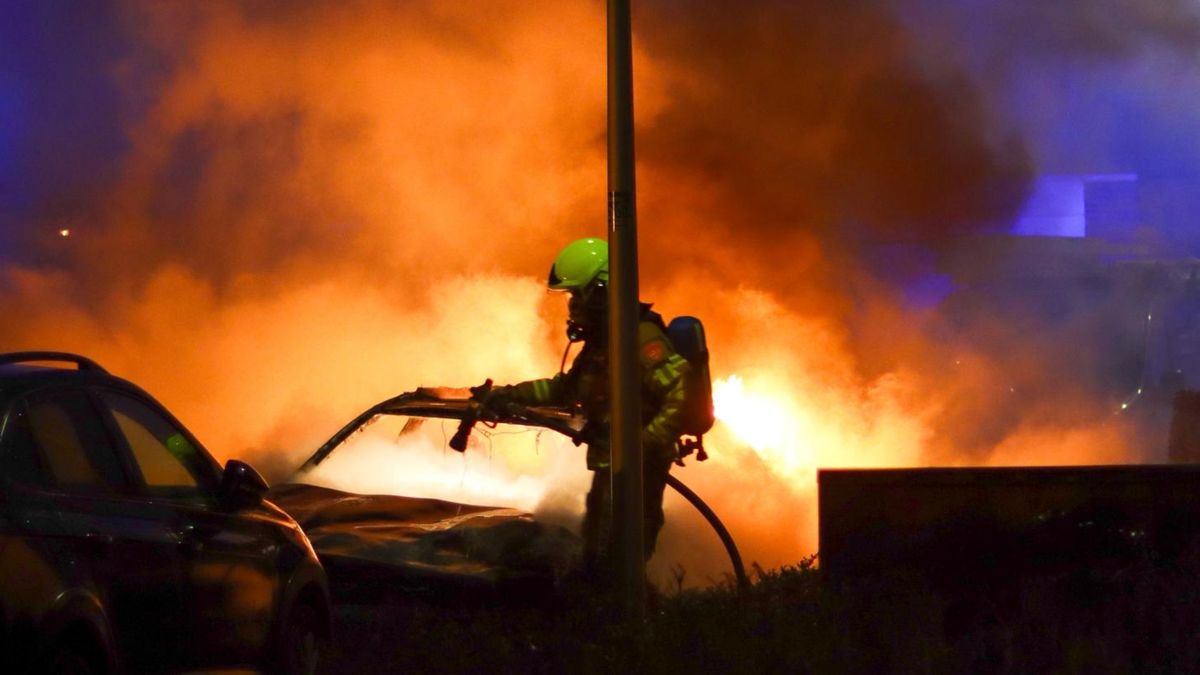 Nachtelijke autobrand Maastricht