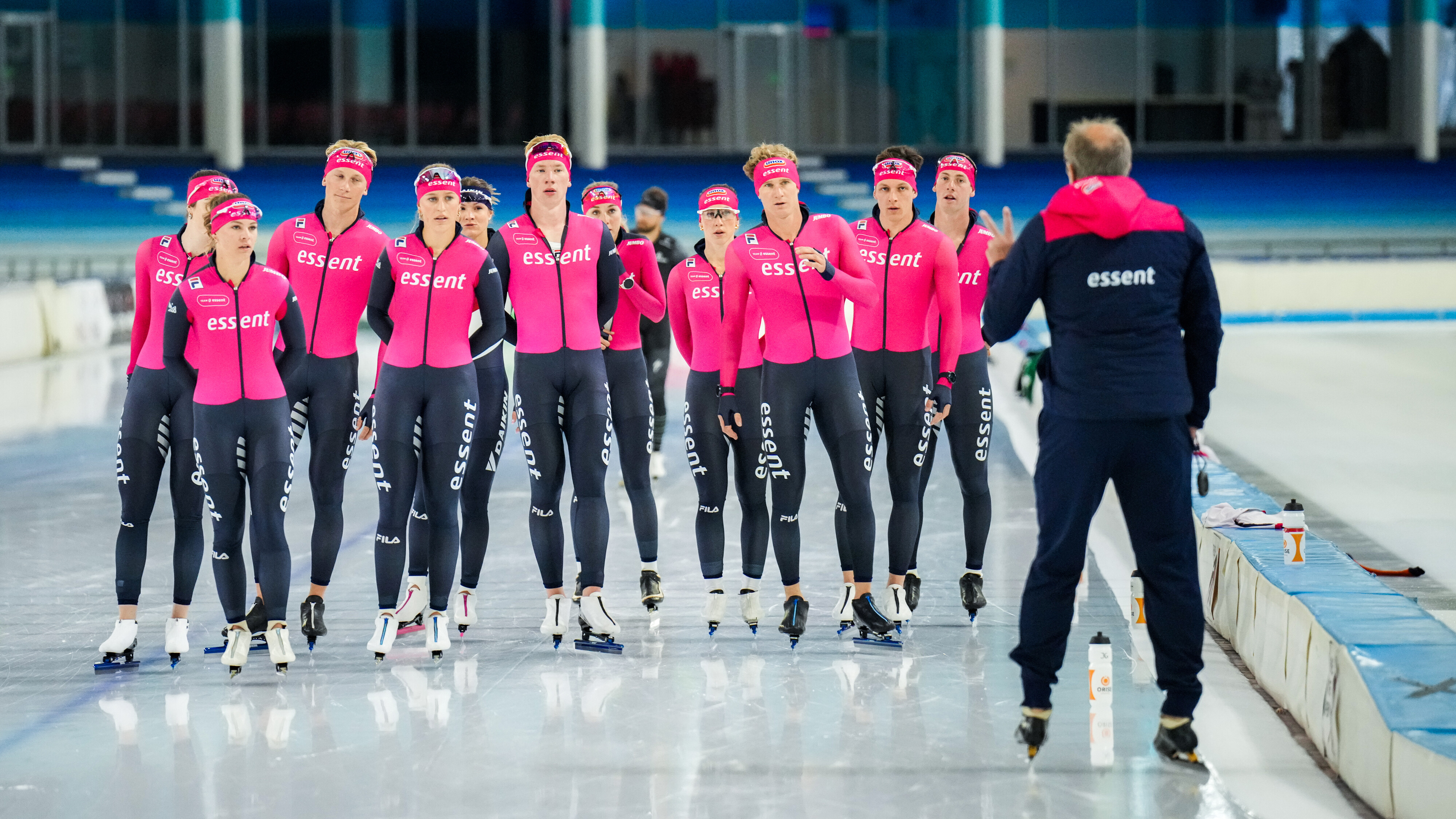De reedriders fan Team Essent mei coach Jac Orie