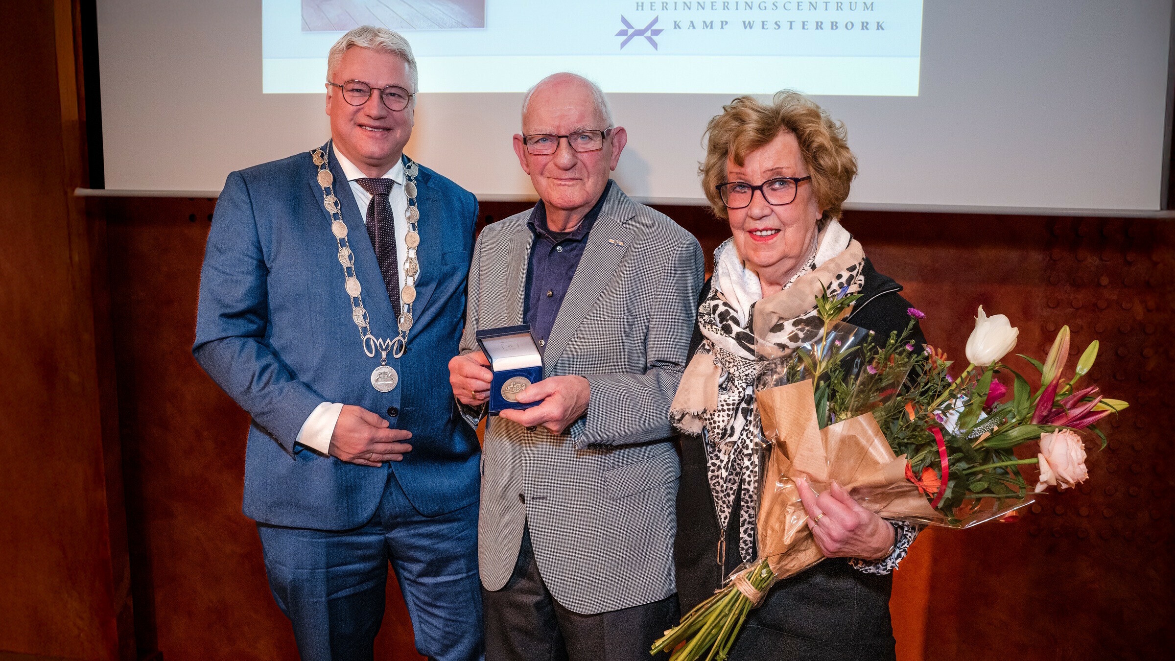 Fred Mouw (87) overleefde Kamp Westerbork en krijgt erepenning van Midden-Drenthe