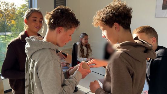 Vrachtwagen moet tekort aan zorgpersoneel oplossen