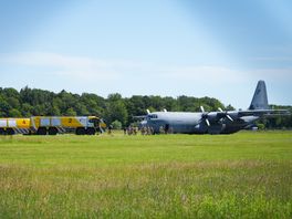 Militair transportvliegtuig breekt startprocedure af op vliegveld Eelde