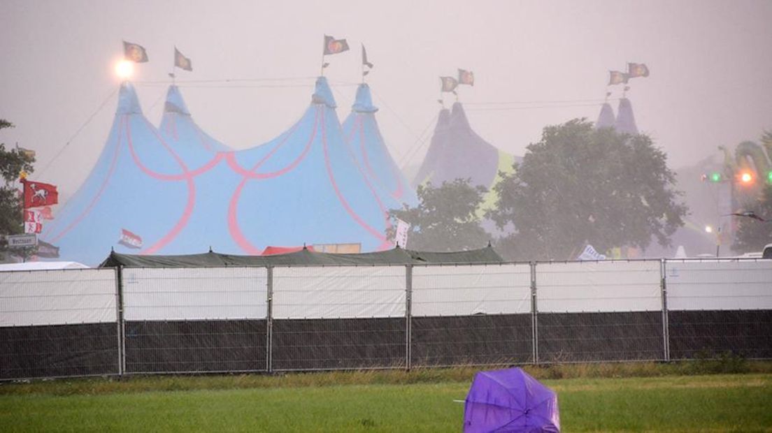 Regen deert festivalgangers niet