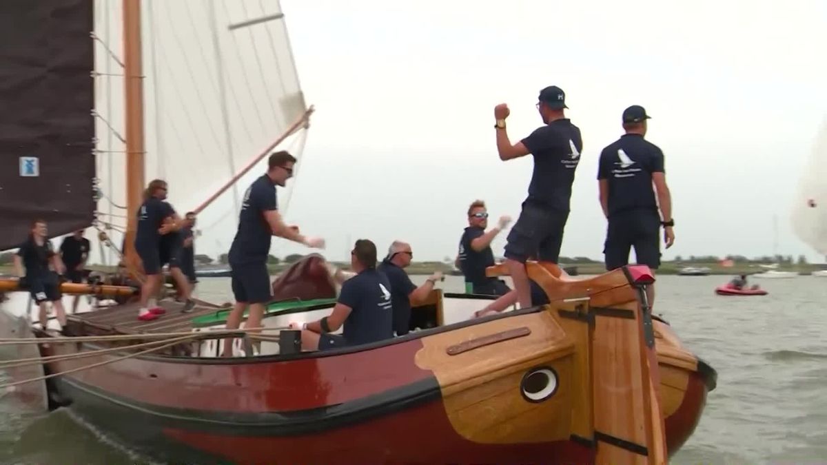 Schot op schot: fotofinish in Baai van Lemmer