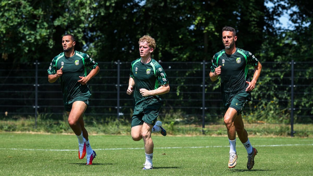 Een nieuweling, een niet vertrokken sterkhouder en teleurgestelde Buijs bij eerste training Fortuna