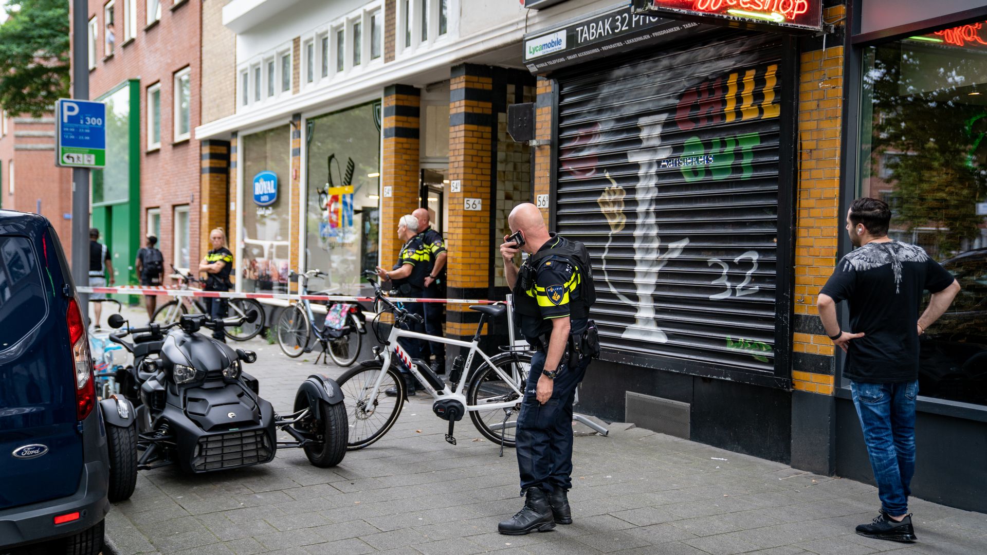 Ruzie In Kapperszaak Ontaardt In Schietpartij, Geen Gewonden - Rijnmond