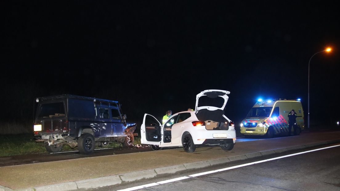 Veel blikschade bij aanrijding Rondweg Biggekerke