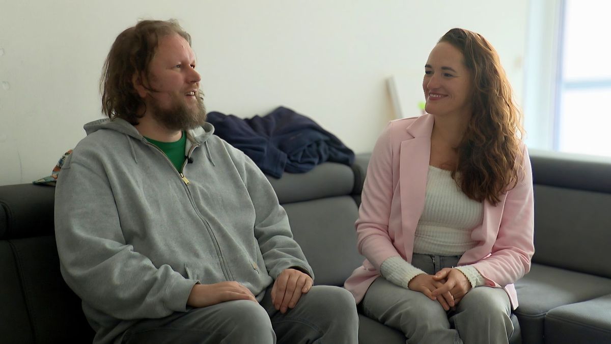 Michiel (44) geholpen met overgang naar zelfstandig wonen: 'Ik heb een mooie woning en een fijne buu