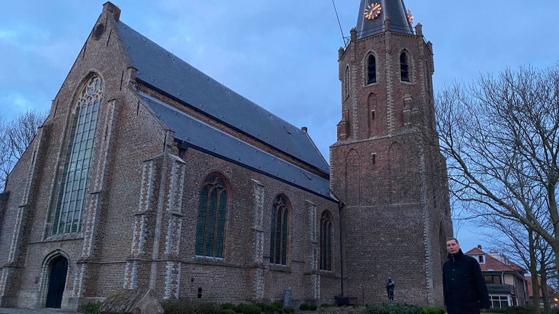 In Kruiningen gonsden de klokken van de protestanse Johanneskerk