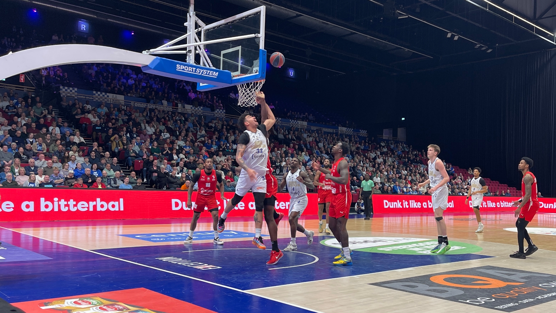 Donar raakt gehavend bij zege op Belgische Spirou Basket