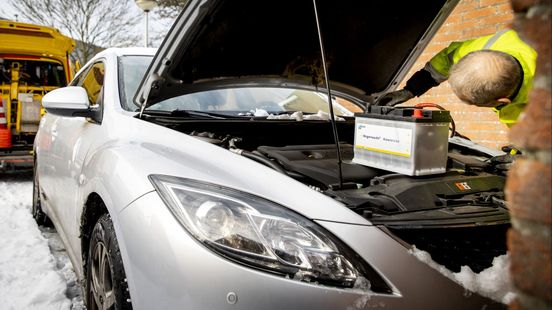 Lege accu staat bij de Wegenwacht met stip op één