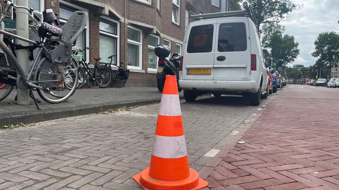 Een parkeerplek in Duindorp | Den Haag FM