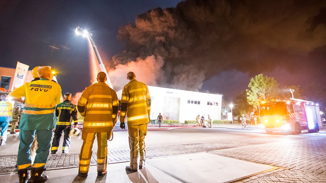 Beeld van de brand van vanochtend.