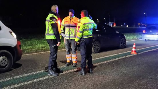 Fietser gewond • ongeluk met drie autos. Fietser gewond • ongeluk met drie autos.