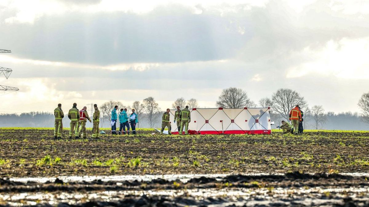 Schoorsteenbrand aan De Ripen in Nij Beets | BMW's doelwit van dieven in Workum