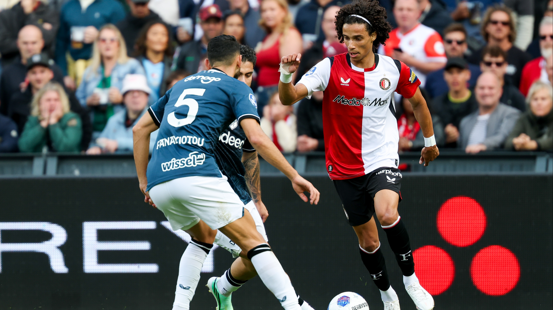 Feyenoord droogt FC Utrecht af in De Kuip: 5-0