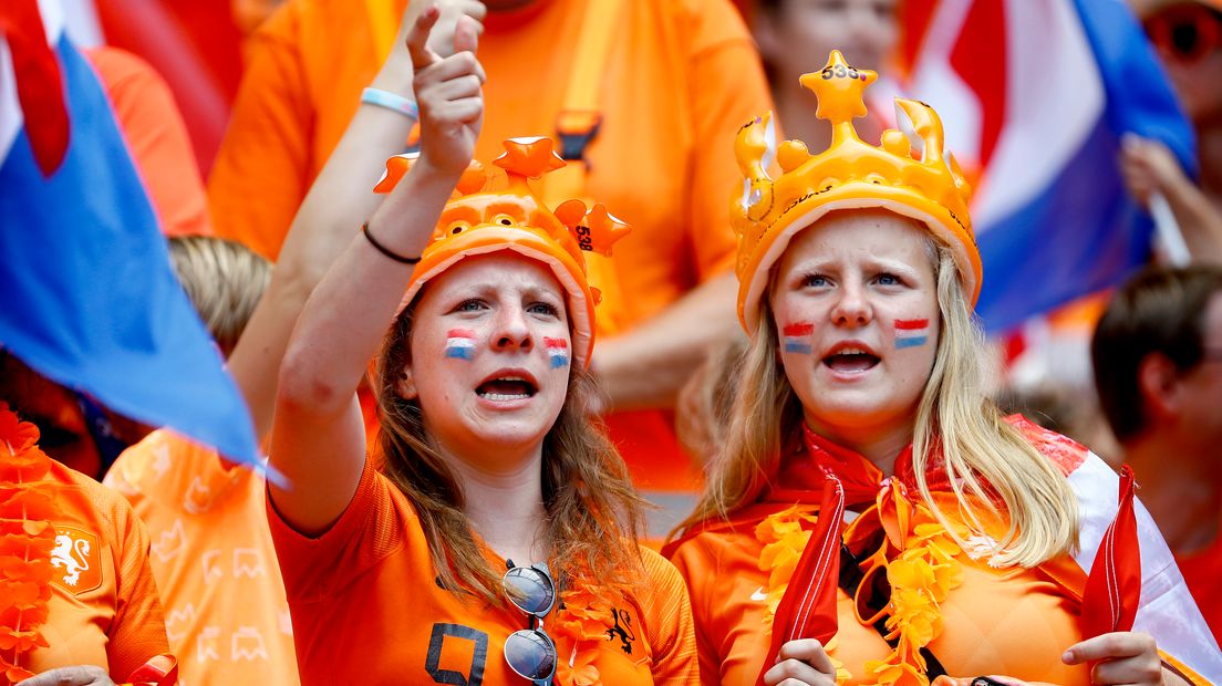 Supporters van de Oranje Leeuwinnen (Rechten: ANP/Robin van Lonkhuijsen)