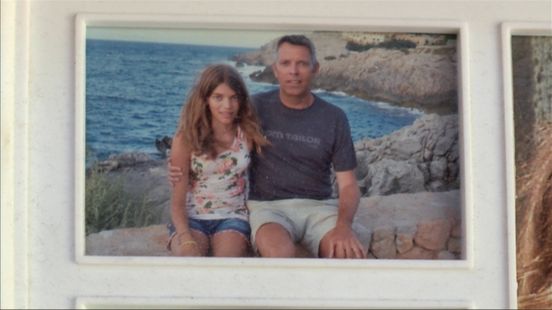 Tojik seks video film qismlari Xotin yalangoch, er esa silkitmoqda