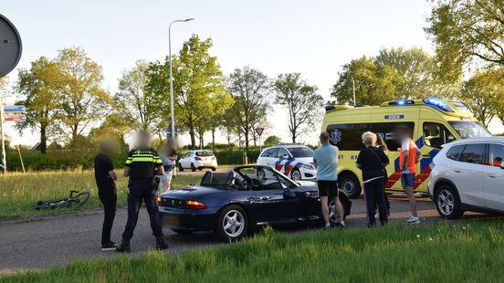 112 Nieuws: Scooterrijder houdt letsel over aan ongeval in Almelo | Wielrenner gewond bij ongeval in Steenwijk. 112 Nieuws: Scooterrijder houdt letsel over aan ongeval in Almelo | Wielrenner gewond bij ongeval in Steenwijk.