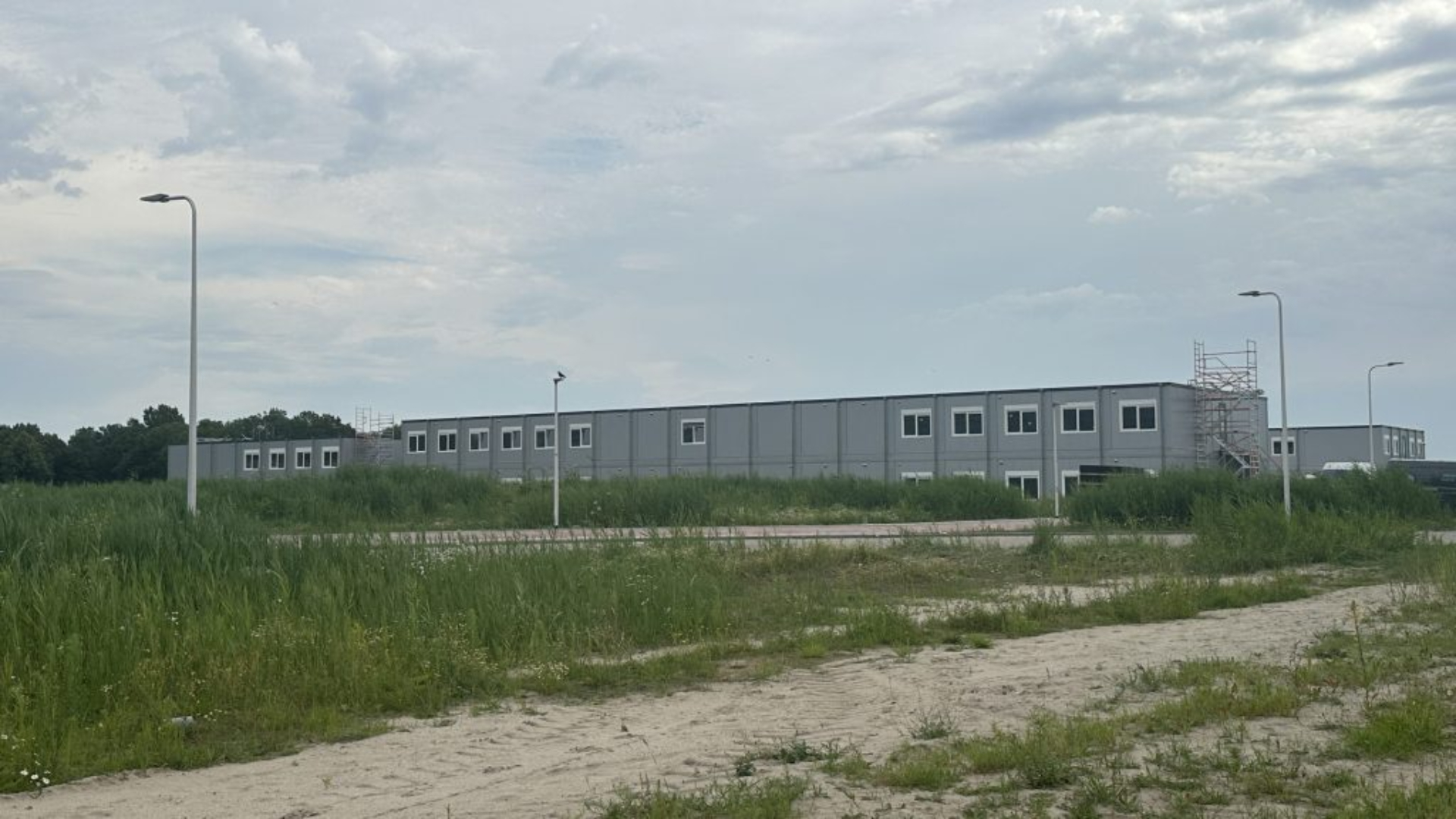De opvanglocatie van het COA in Bergschenhoek
