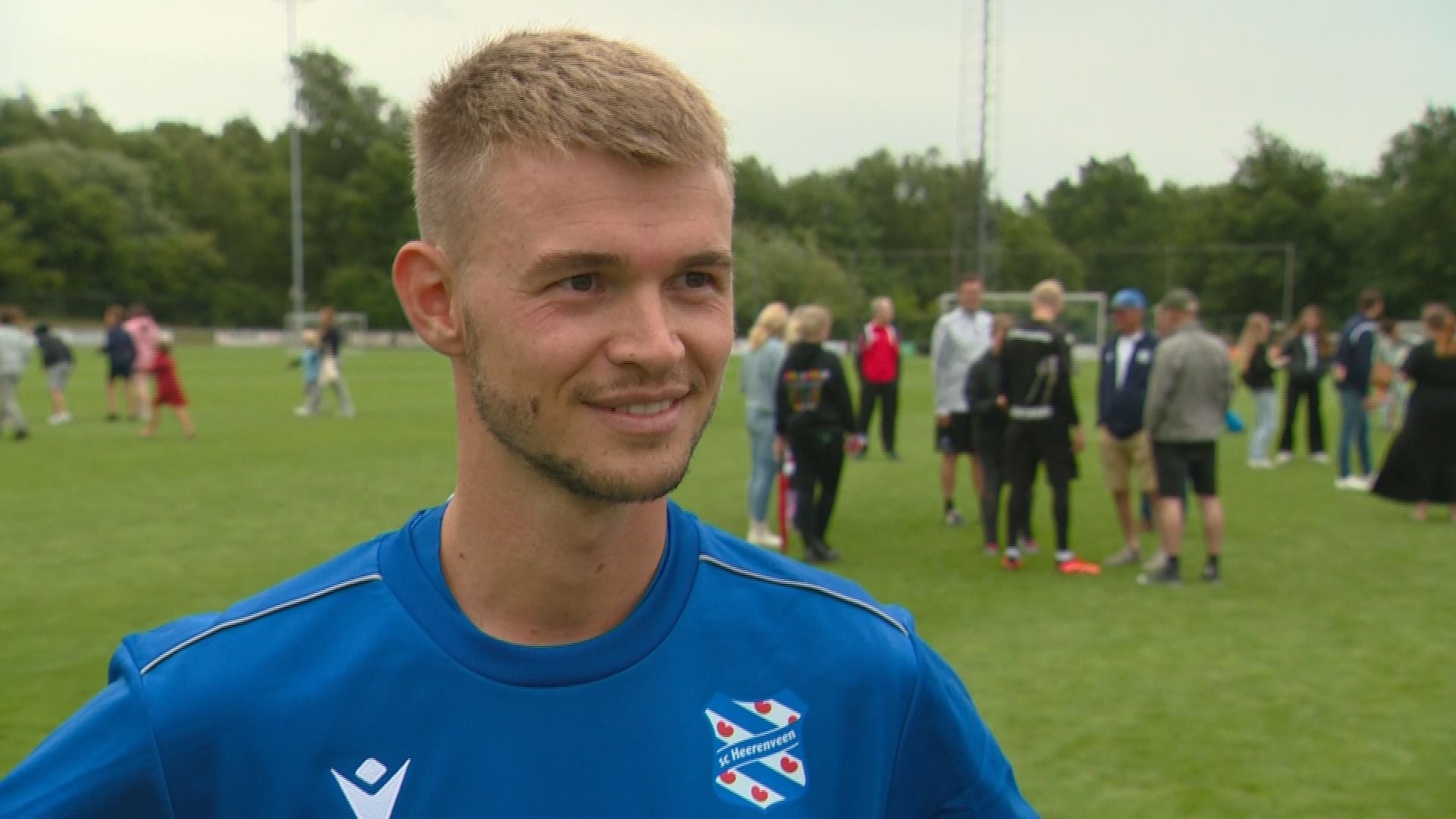 Daley Sinkgraven op de eerste training van sc Heerenveen