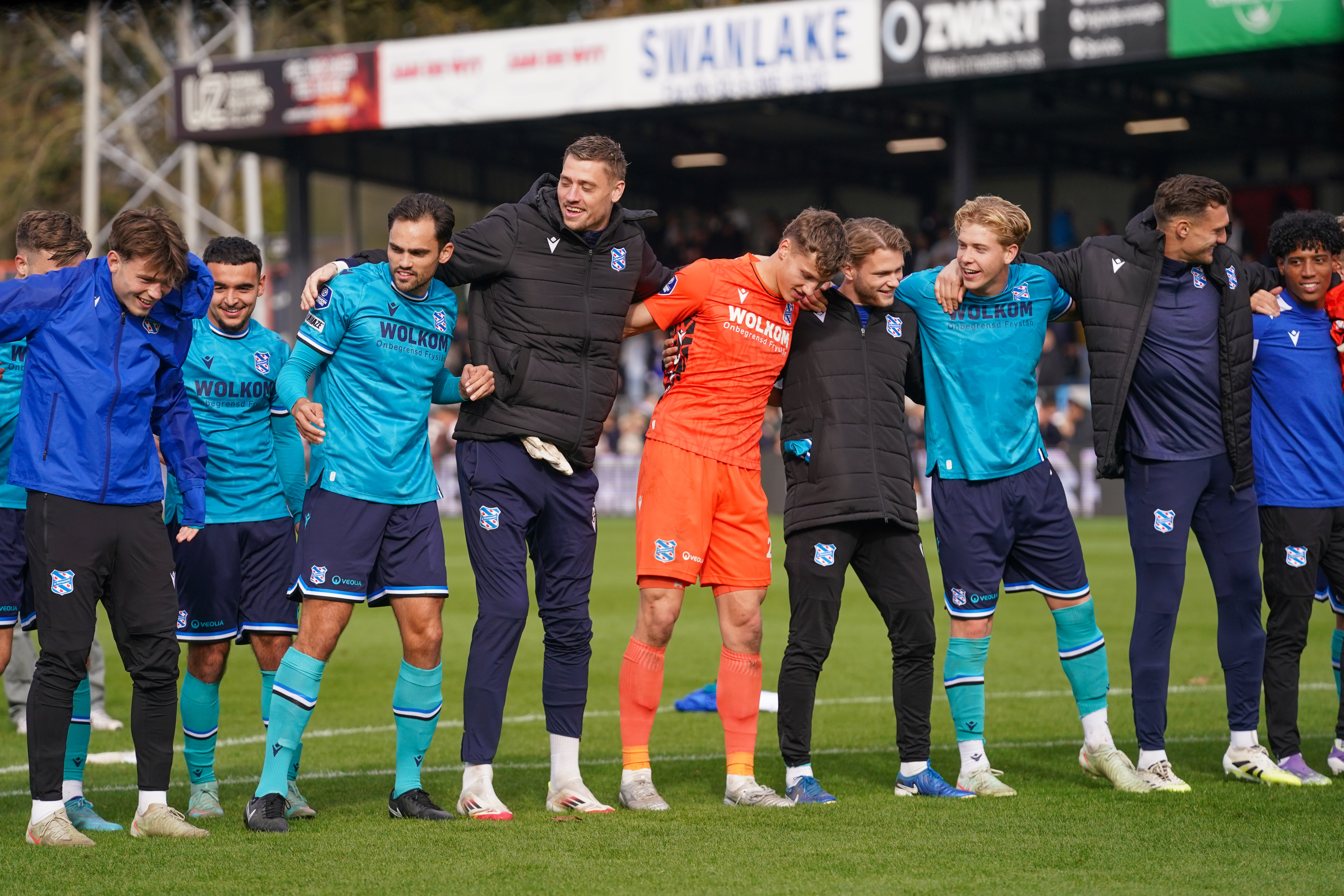 Noppert en Klaverboer na de overwinning op Telstar