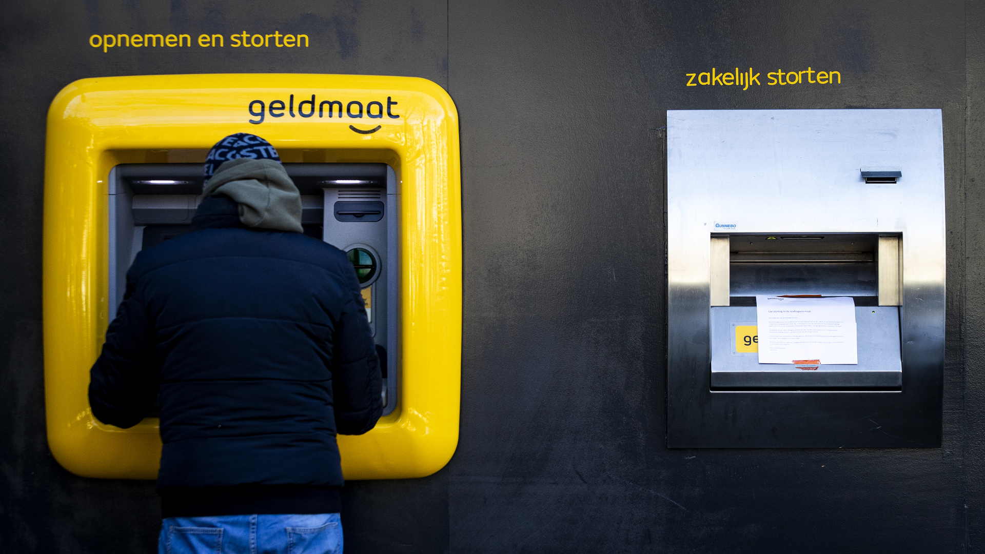 Utrechter (17) aangehouden voor 16 zaken van bankhelpdeskfraude