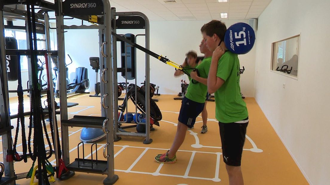 Fittere leerlingen Twickelcollege dankzij samenwerking judoschool en fysiotherapiepraktijk