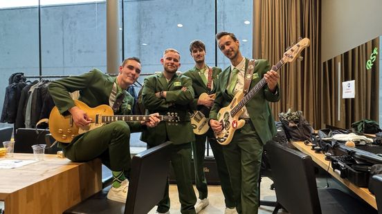 Gezonde spanning bij de Droadneagels • artiesten repeteren