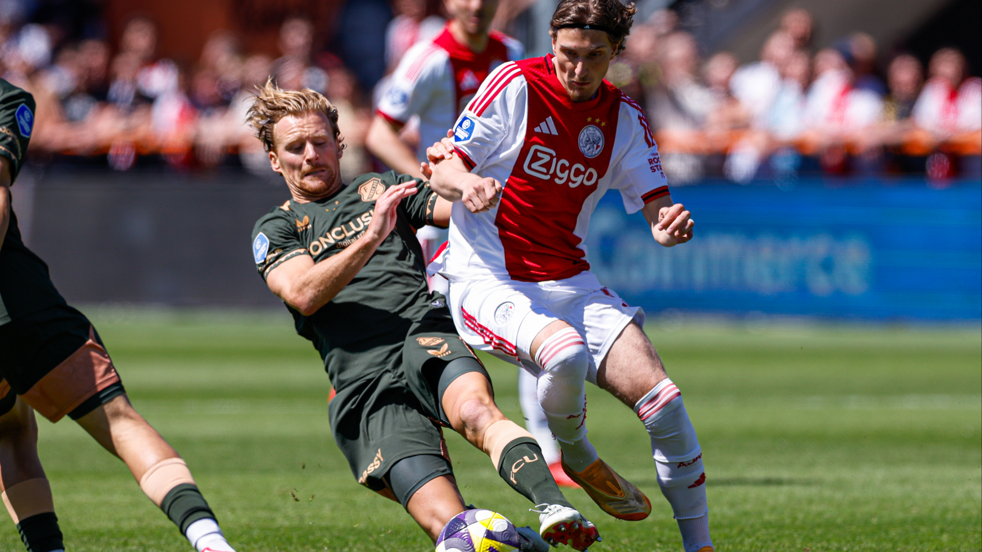 Geen Conference League voor FC Utrecht na nederlaag tegen Ajax: 'Verliezen na strafschoppen is enorm