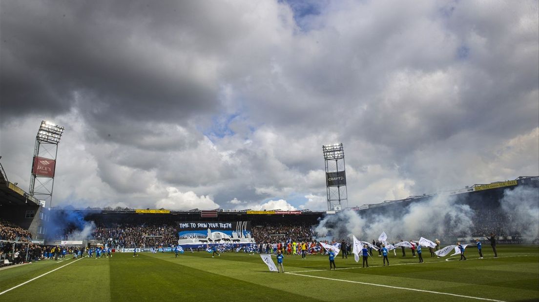 Sfeeractie tijdens de laatste IJsselderby
