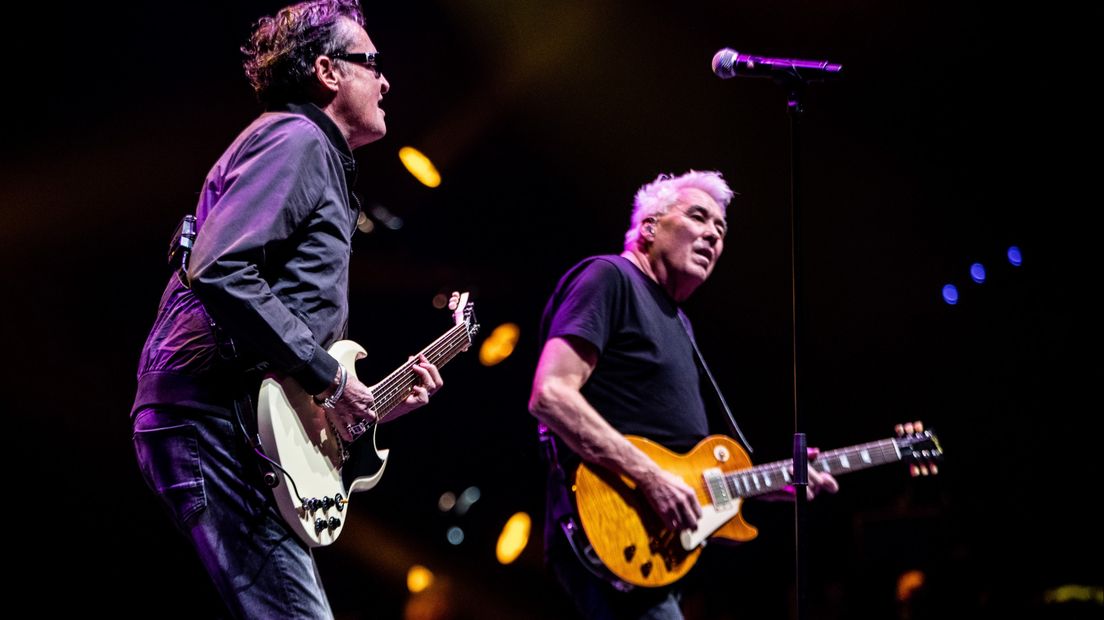Barry Hay en George Kooymans tijdens hun laatste concert in Ahoy