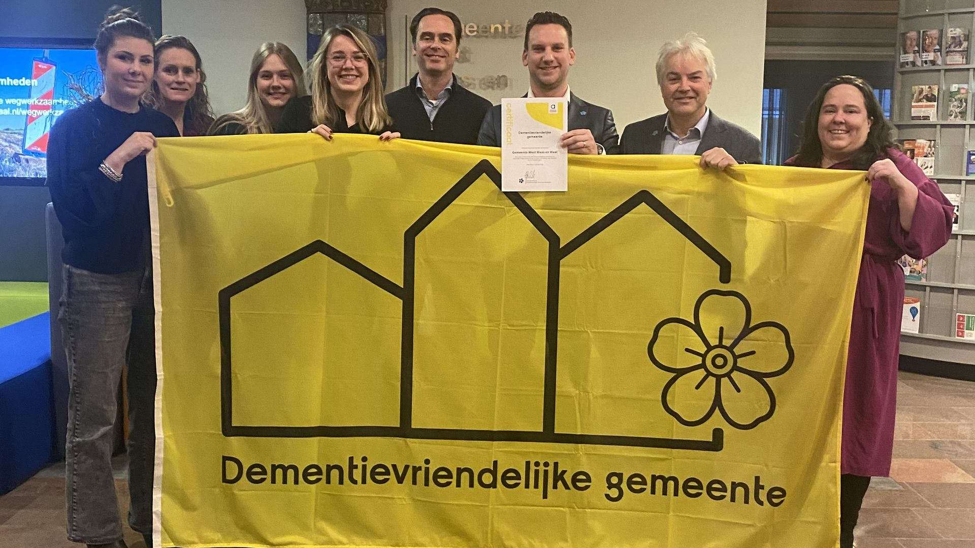 Dit moet je doen als iemand met dementie dwaalt op straat