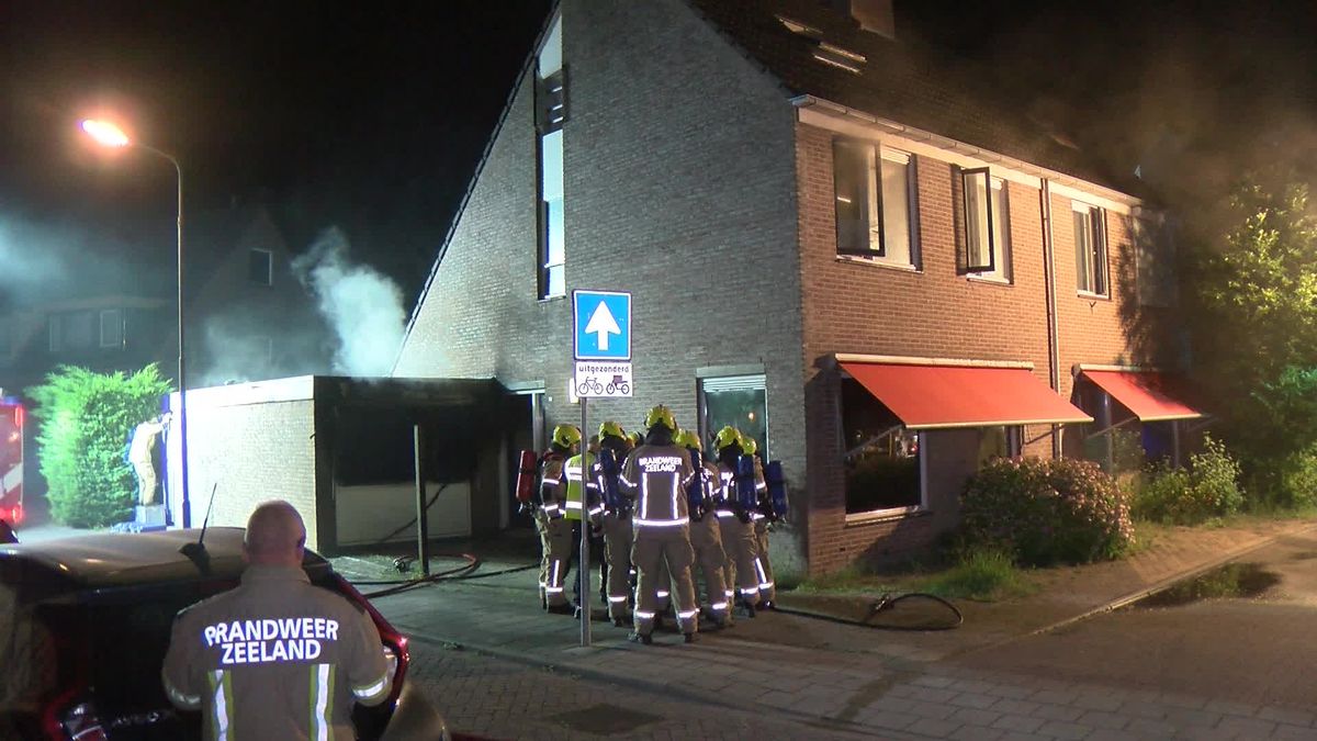 Bewoonster (52) 's Heeren Loo omgekomen bij uitslaande brand in woning Arnemuiden