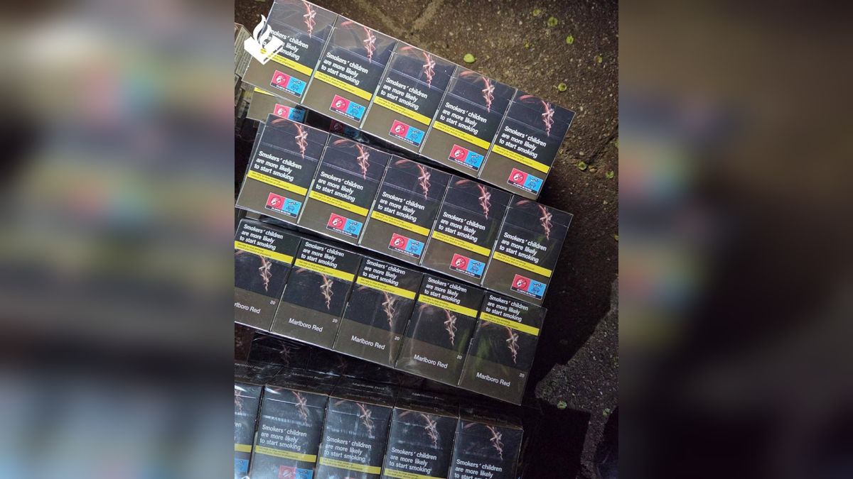 Mogelijk illegale sigaretten onderschept in Gramsbergen, verdachte aangehouden