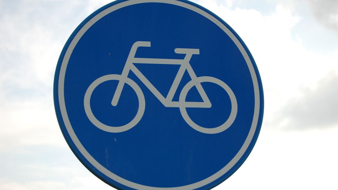 Het fietspad in Roden wordt steeds meer gebruikt als sluiproute (Rechten: Pixabay.com)