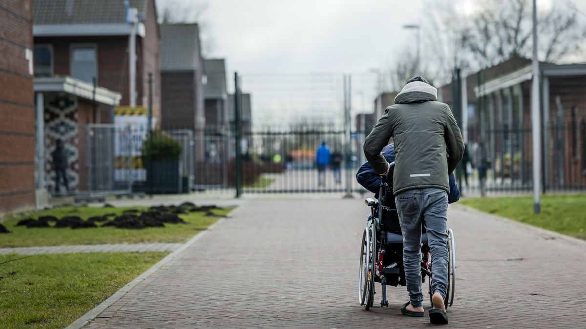 Opnieuw te veel asielzoekers in Ter Apel, dwangsom loopt op tot twee miljoen euro