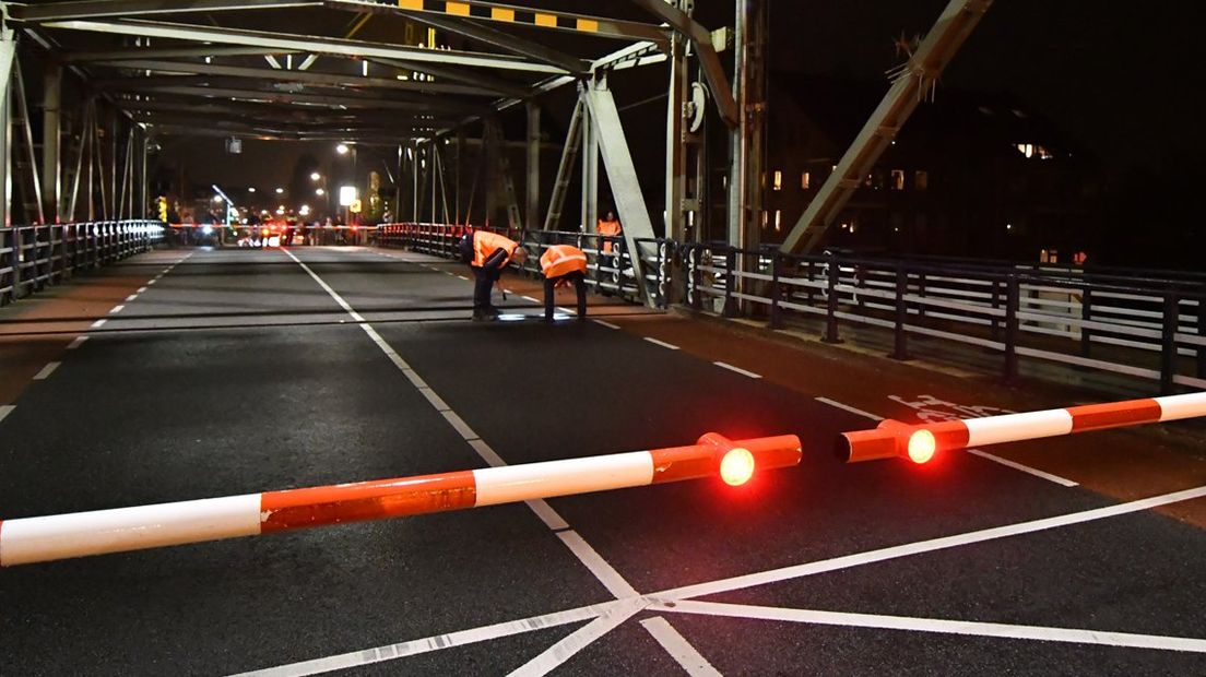 Onderzoek op de hefbrug in Boskoop