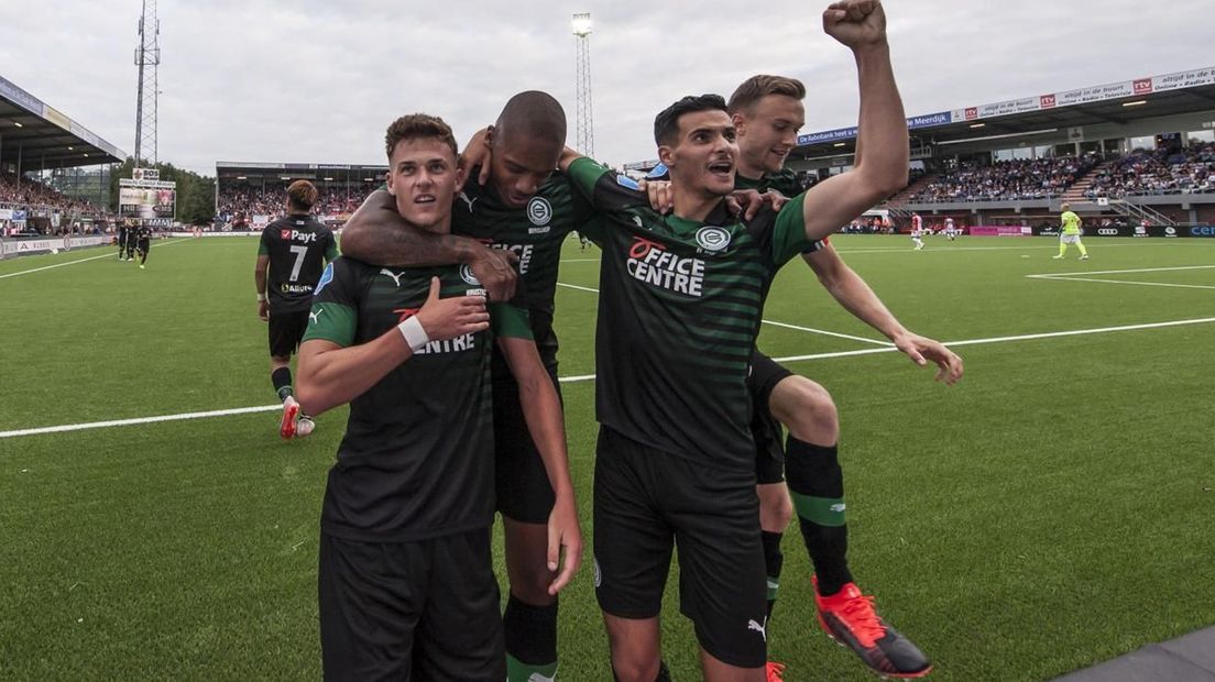 Vreugde bij FC Groningen: van links naar rechts Hrustic, Benschop, El Hankouri en Te Wierik