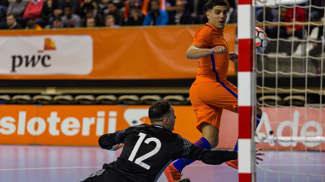 Bouzambou scoort twee keer bij zege op Malta