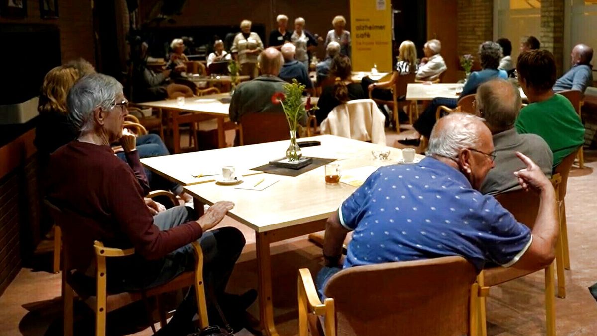 Mensen met dementie vinden elkaar in Lemmer: 