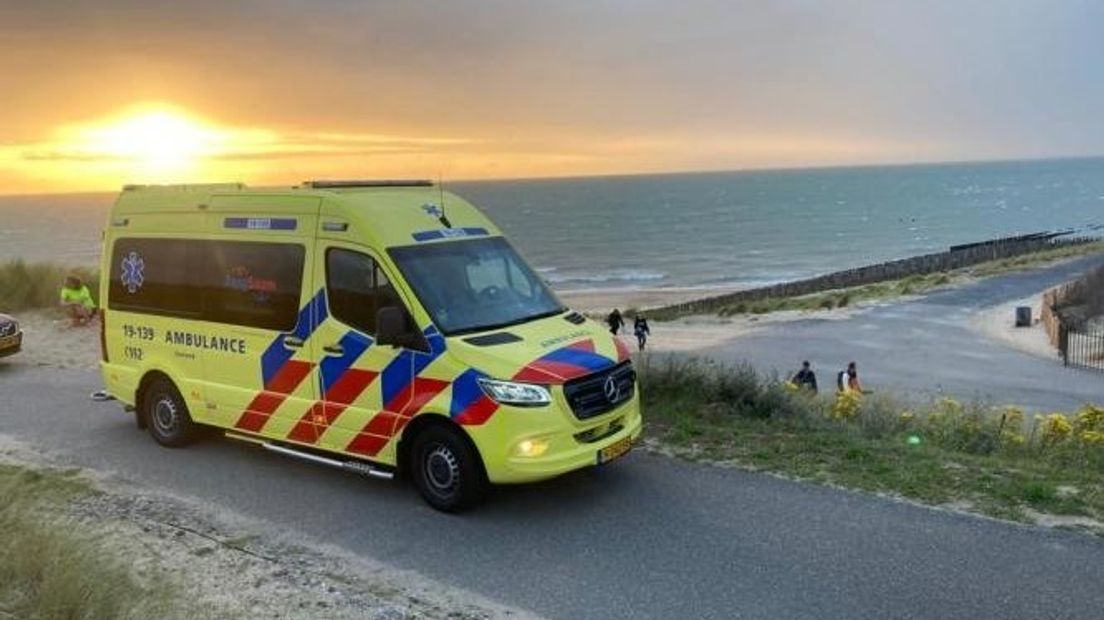 Extra ambulance beschikbaar voor Zeeuws-Vlaamse kust