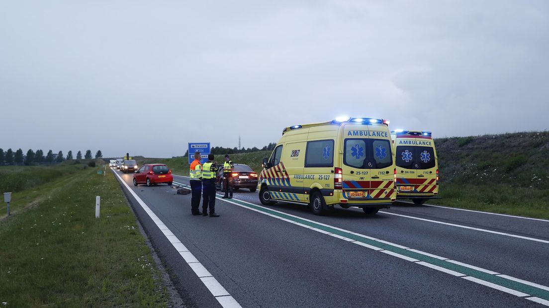 Ongeval op de N50 bij Kampen, de weg is in beide richtingen dicht