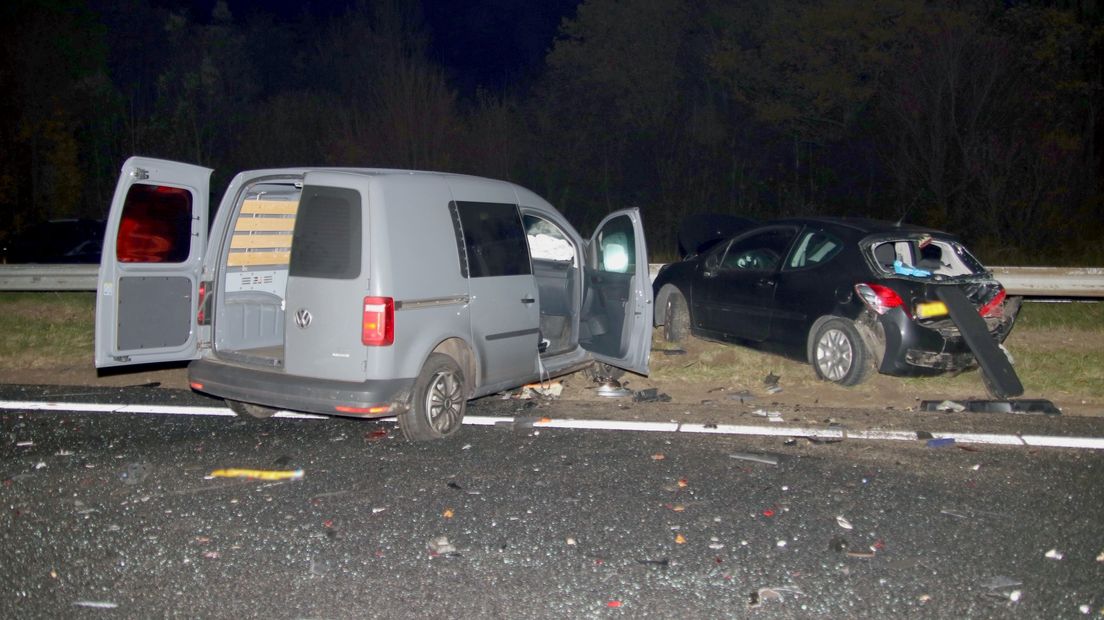 A58 urenlang dicht na ongeluk met vier auto's bij Rilland