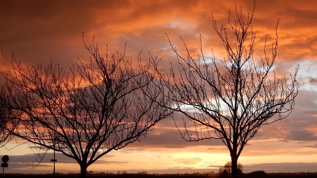 Zonsondergang in Brouwershaven.