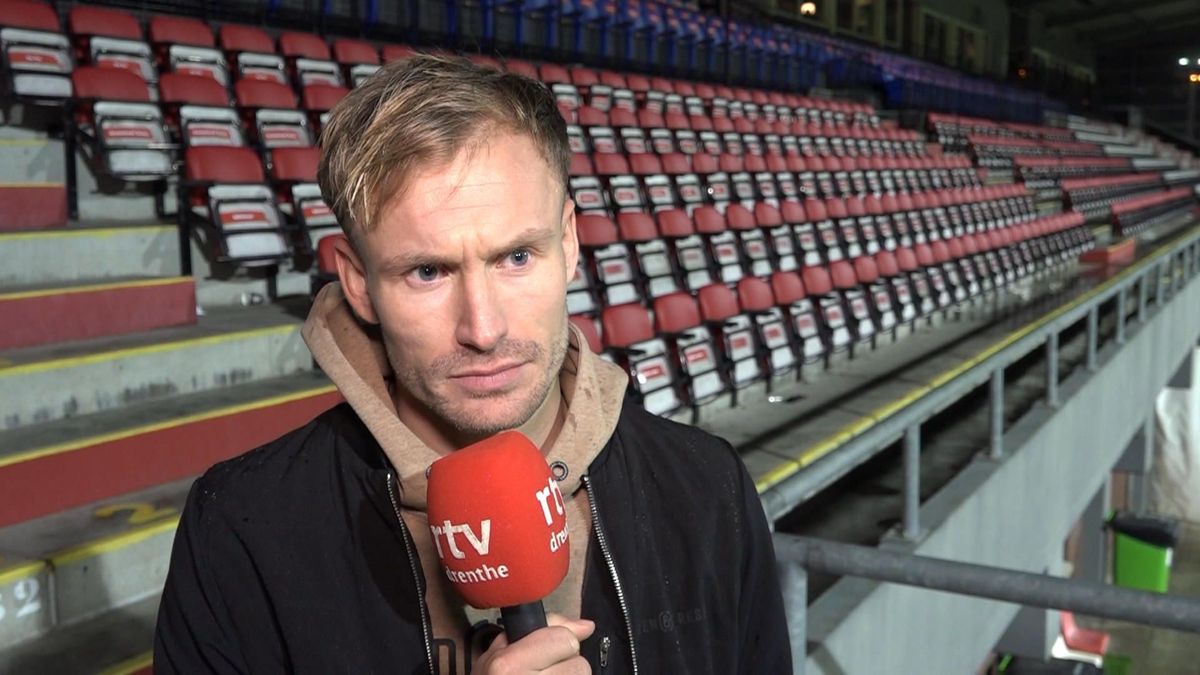 Mark Diemers 'Ik kon wel leven met een gele kaart voor Virginia' RTV