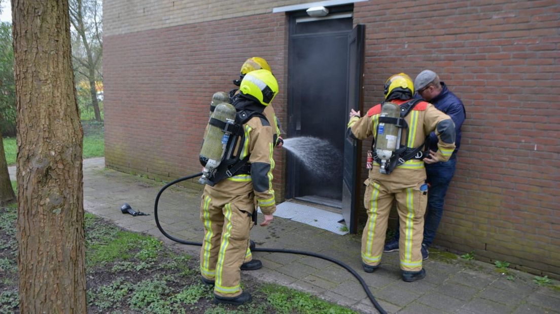 De brand woedde bij de kelderboxen onder het appartementencomplex