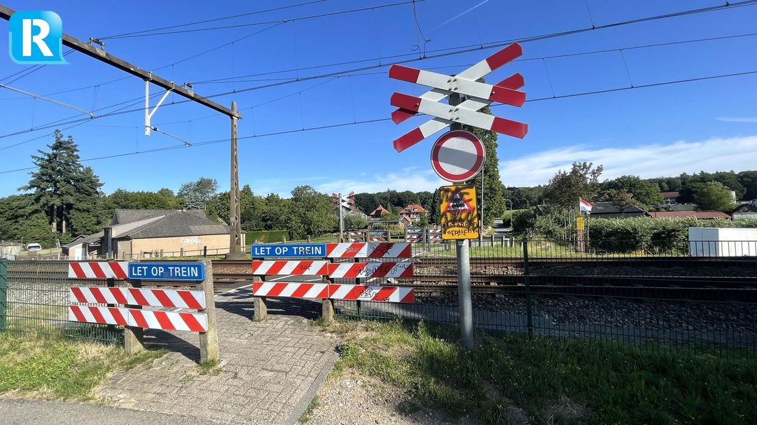 Buurtbewoners Lentsesteeg vertrouwen gemeente en Prorail niet